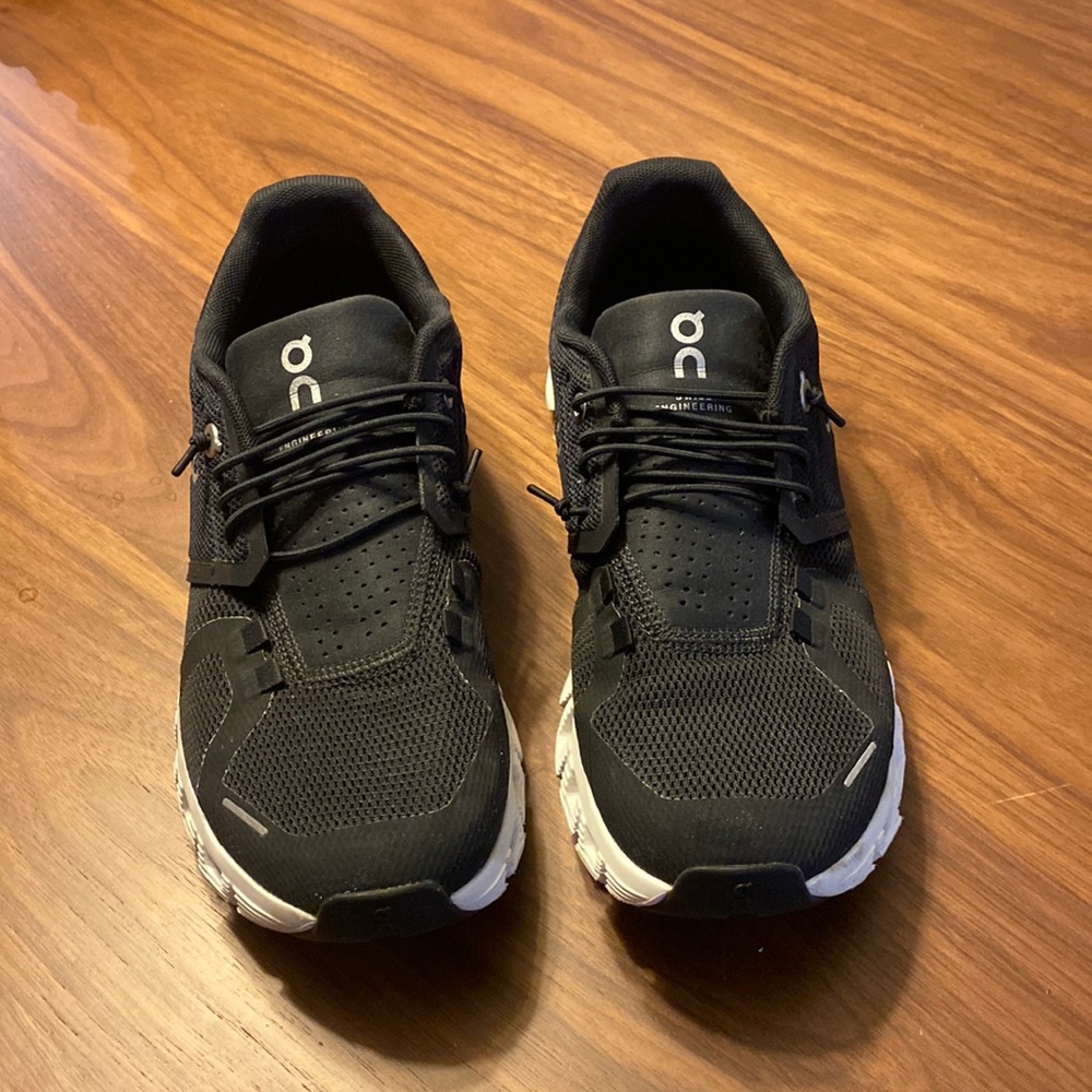 OnCloud 5 running shoes